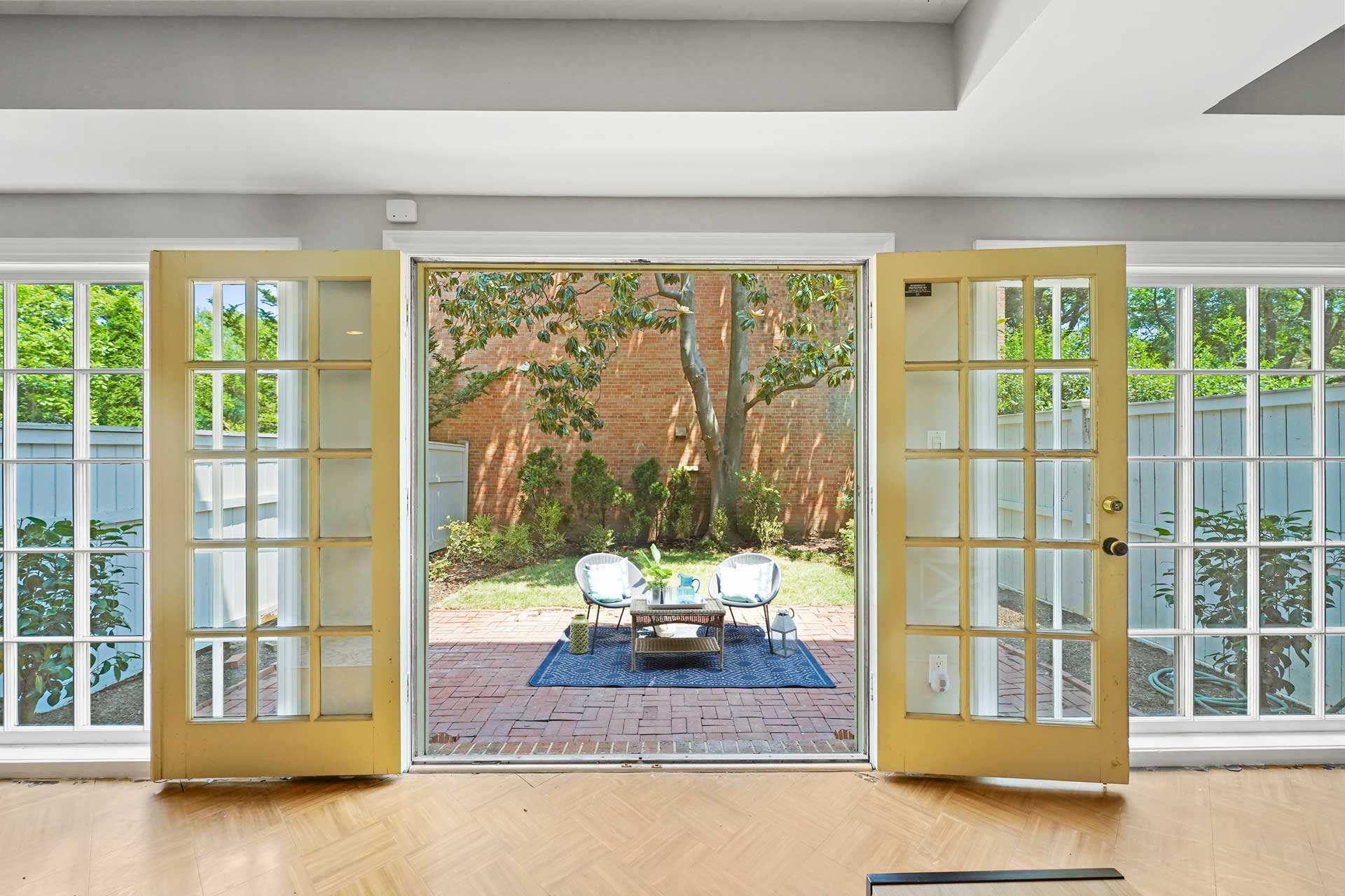 3325 R NW, Washington, District Of Columbia 20007, 6 Bedrooms Bedrooms, ,3 BathroomsBathrooms,House,Sold Listings,R,1005