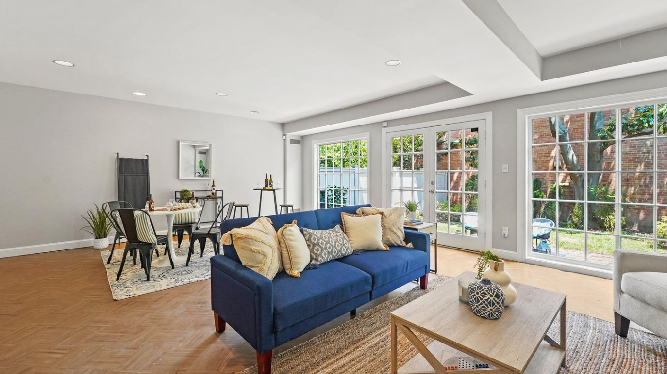 3325 R NW, Washington, District Of Columbia 20007, 6 Bedrooms Bedrooms, ,3 BathroomsBathrooms,House,Sold Listings,R,1005