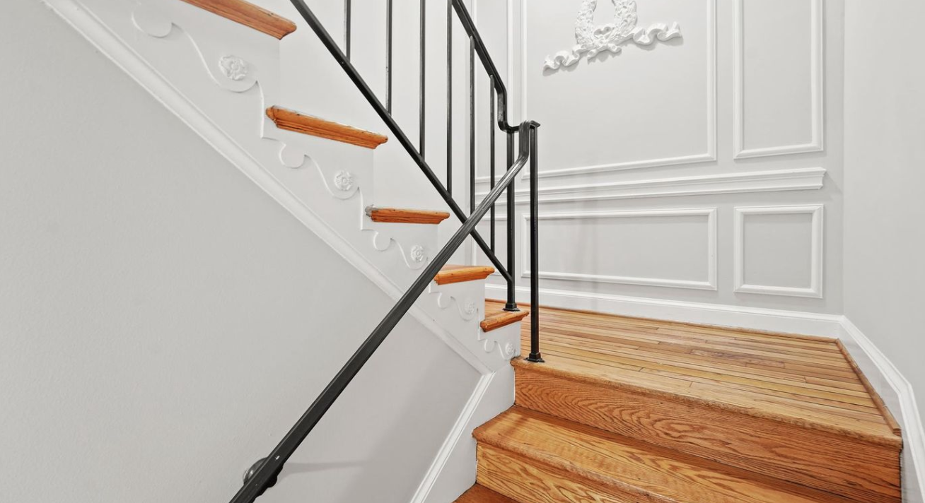 3325 R NW, Washington, District Of Columbia 20007, 6 Bedrooms Bedrooms, ,3 BathroomsBathrooms,House,Sold Listings,R,1005