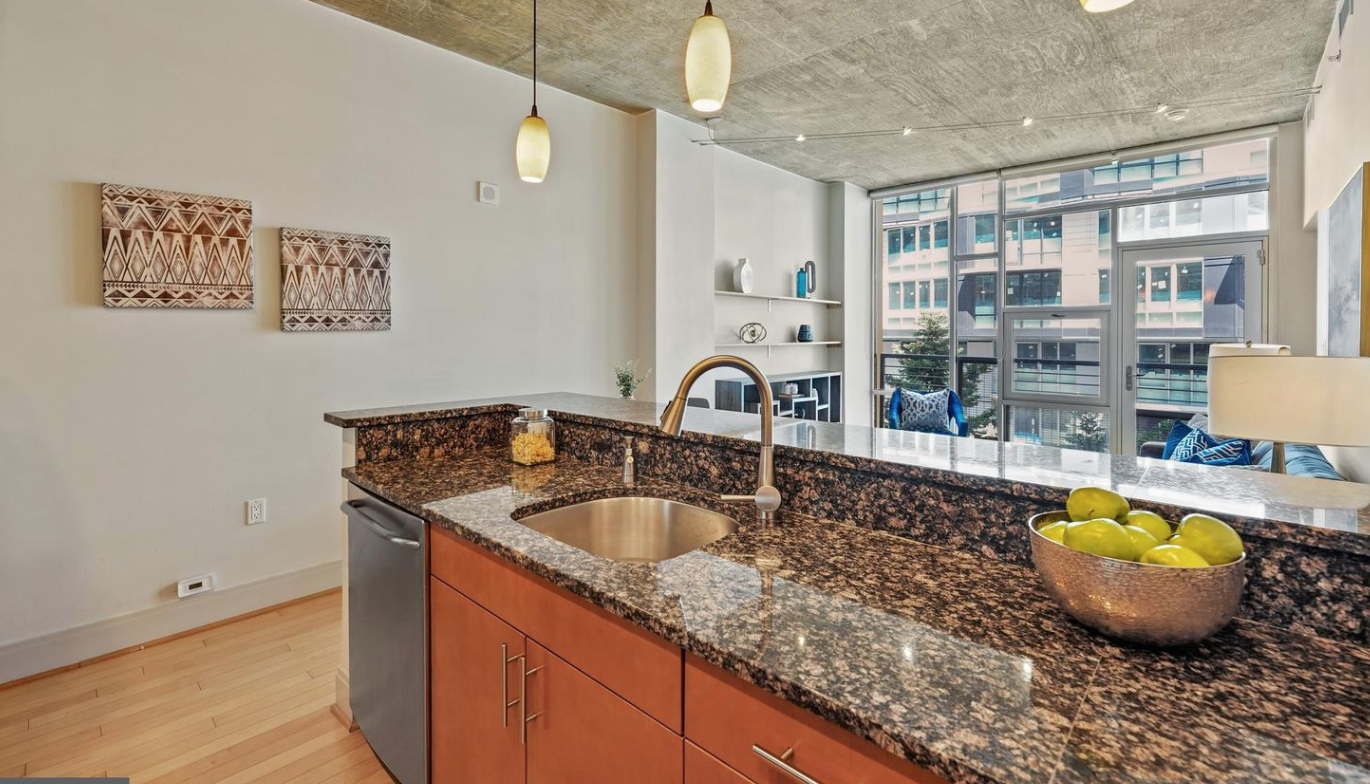 929 Florida Ave NW, District Of Columbia 20001, 1 Bedroom Bedrooms, ,1 BathroomBathrooms,Apartment,Active Listings,Florida Ave ,1009