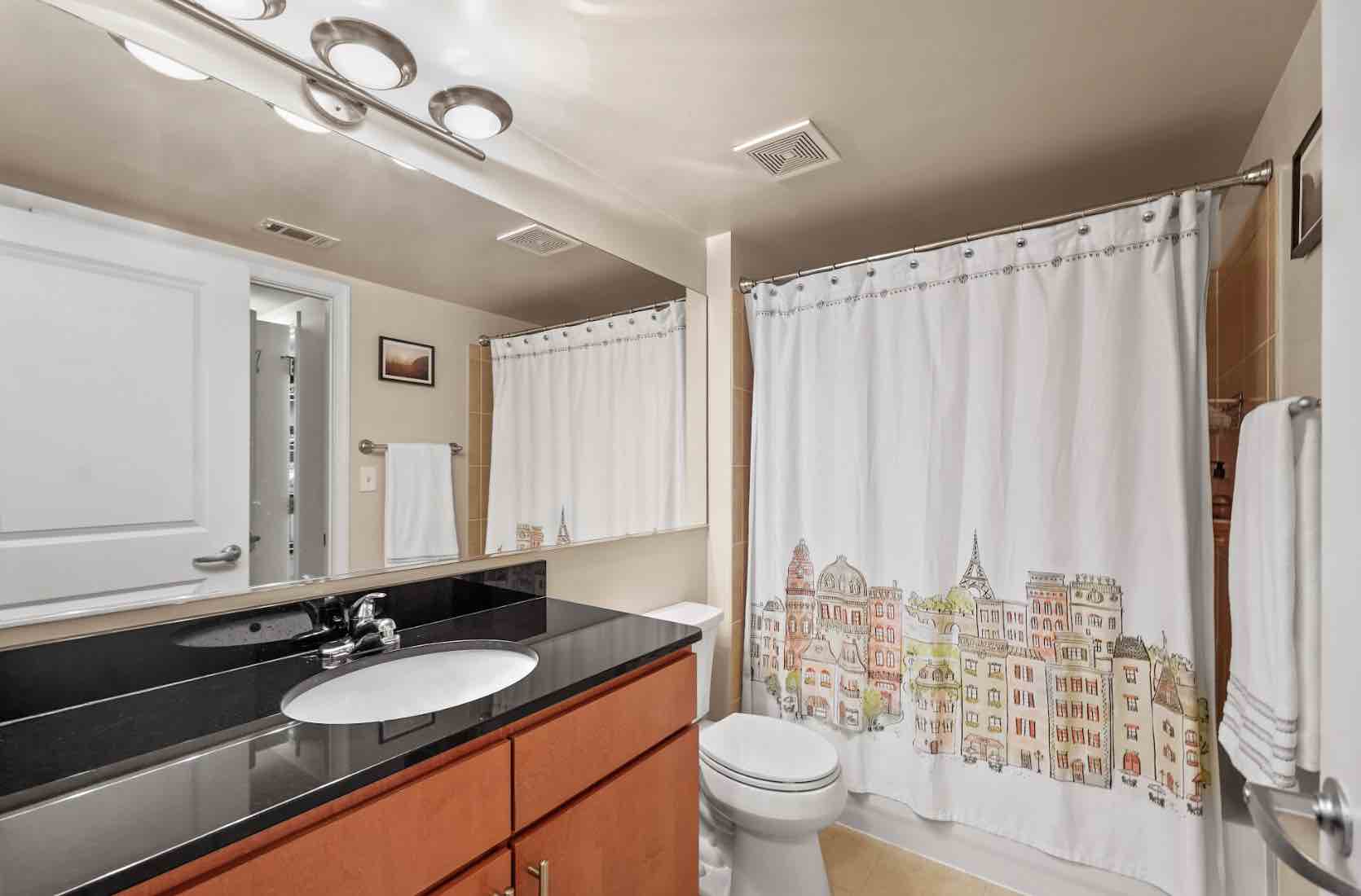 915 E St NW, District Of Columbia 20004, 1 Bedroom Bedrooms, ,1 BathroomBathrooms,Apartment,Active Listings,The Artisan,E St,1012