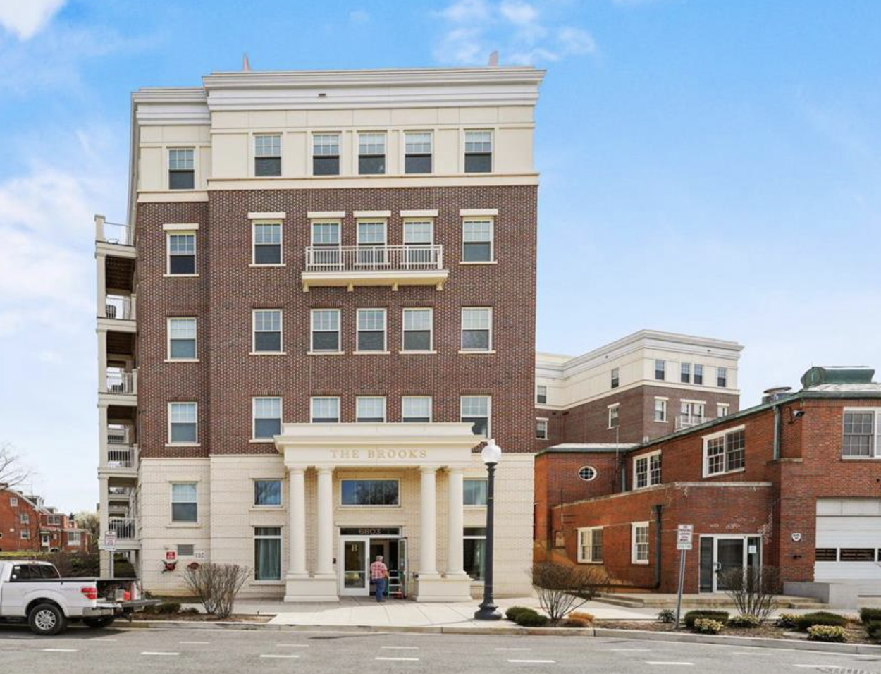 6803 Cameron Dr NW, District Of Columbia, 3 Bedrooms Bedrooms, ,2 BathroomsBathrooms,Apartment,Sold Listings,Cameron Dr,1027