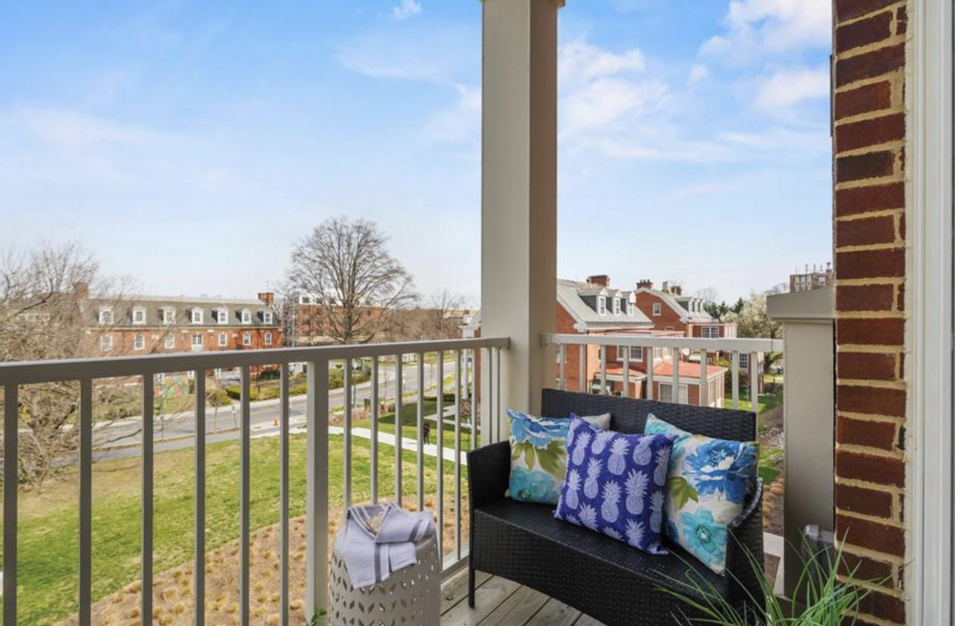 6803 Cameron Dr NW, District Of Columbia, 3 Bedrooms Bedrooms, ,2 BathroomsBathrooms,Apartment,Sold Listings,Cameron Dr,1027