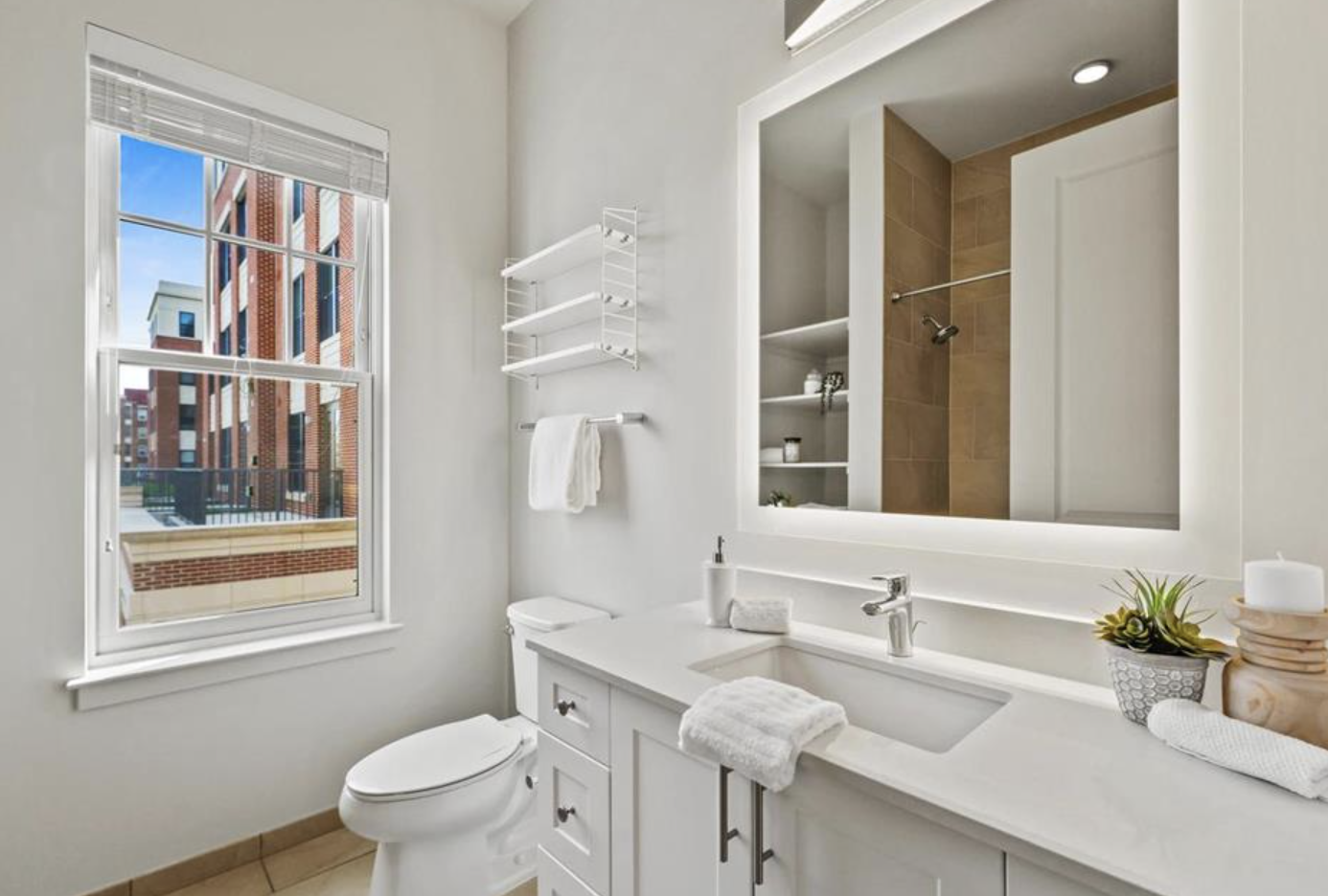 6803 Cameron Dr NW, District Of Columbia, 3 Bedrooms Bedrooms, ,2 BathroomsBathrooms,Apartment,Sold Listings,Cameron Dr,1027
