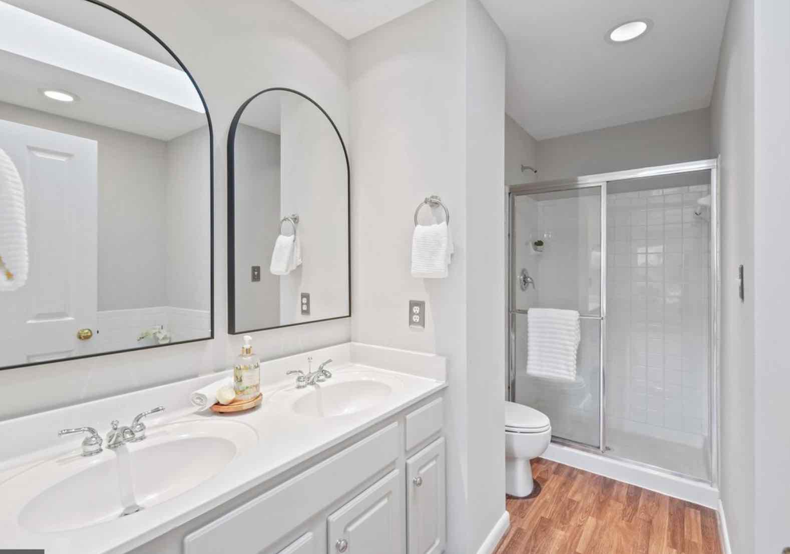 2103 12th Pl NW, District Of Columbia, 3 Bedrooms Bedrooms, ,3 BathroomsBathrooms,Apartment,Sold Listings,12th Pl,1028
