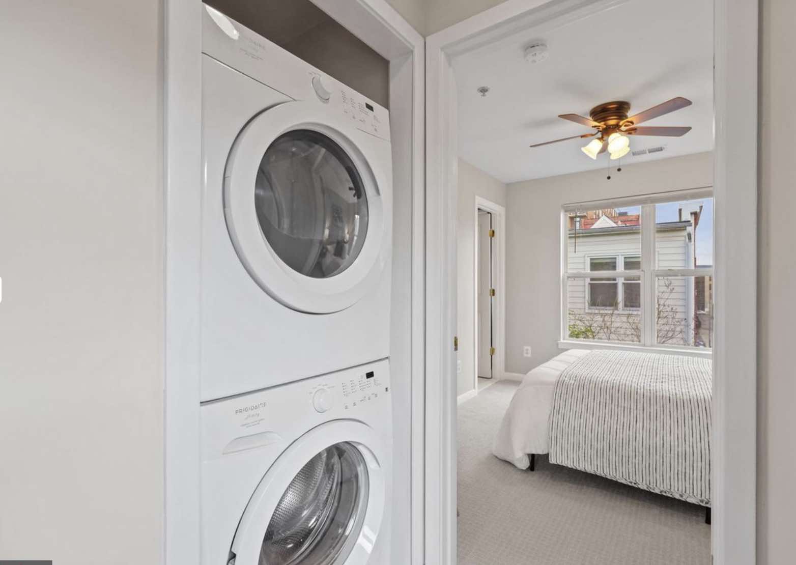 2103 12th Pl NW, District Of Columbia, 3 Bedrooms Bedrooms, ,3 BathroomsBathrooms,Apartment,Sold Listings,12th Pl,1028