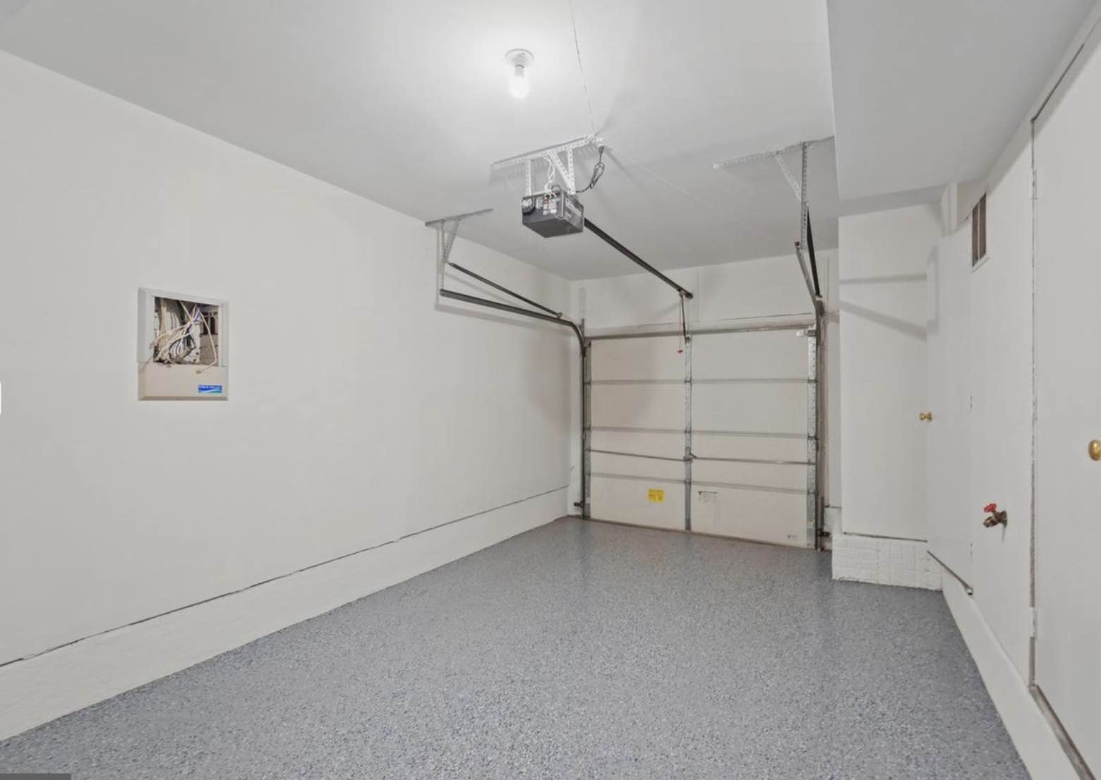 2103 12th Pl NW, District Of Columbia, 3 Bedrooms Bedrooms, ,3 BathroomsBathrooms,Apartment,Sold Listings,12th Pl,1028