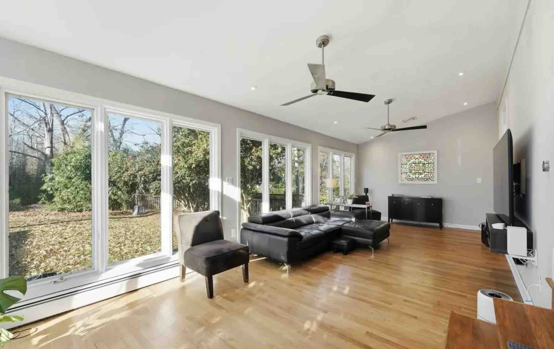 7908 West Boulevard, Alexandria, Virginia 22308, 3 Bedrooms Bedrooms, ,1 BathroomBathrooms,House,Sold Listings,West Boulevard,1050