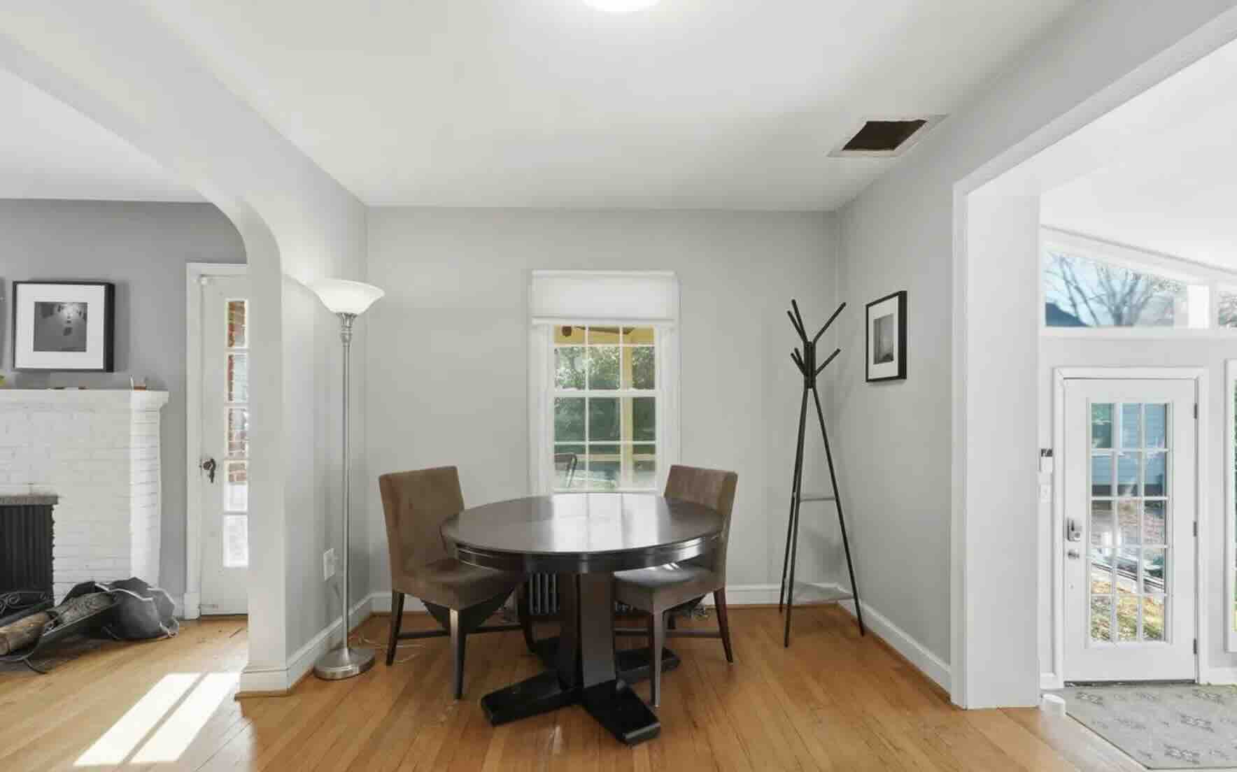 7908 West Boulevard, Alexandria, Virginia 22308, 3 Bedrooms Bedrooms, ,1 BathroomBathrooms,House,Sold Listings,West Boulevard,1050