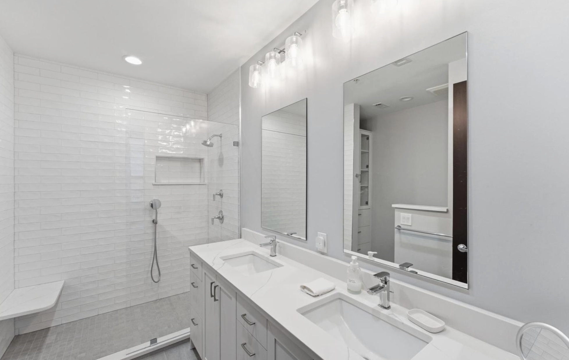 12025 New Dominion Pkwy, Virginia, 2 Bedrooms Bedrooms, ,2 BathroomsBathrooms,Apartment,Sold Listings,New Dominion Pkwy,1052