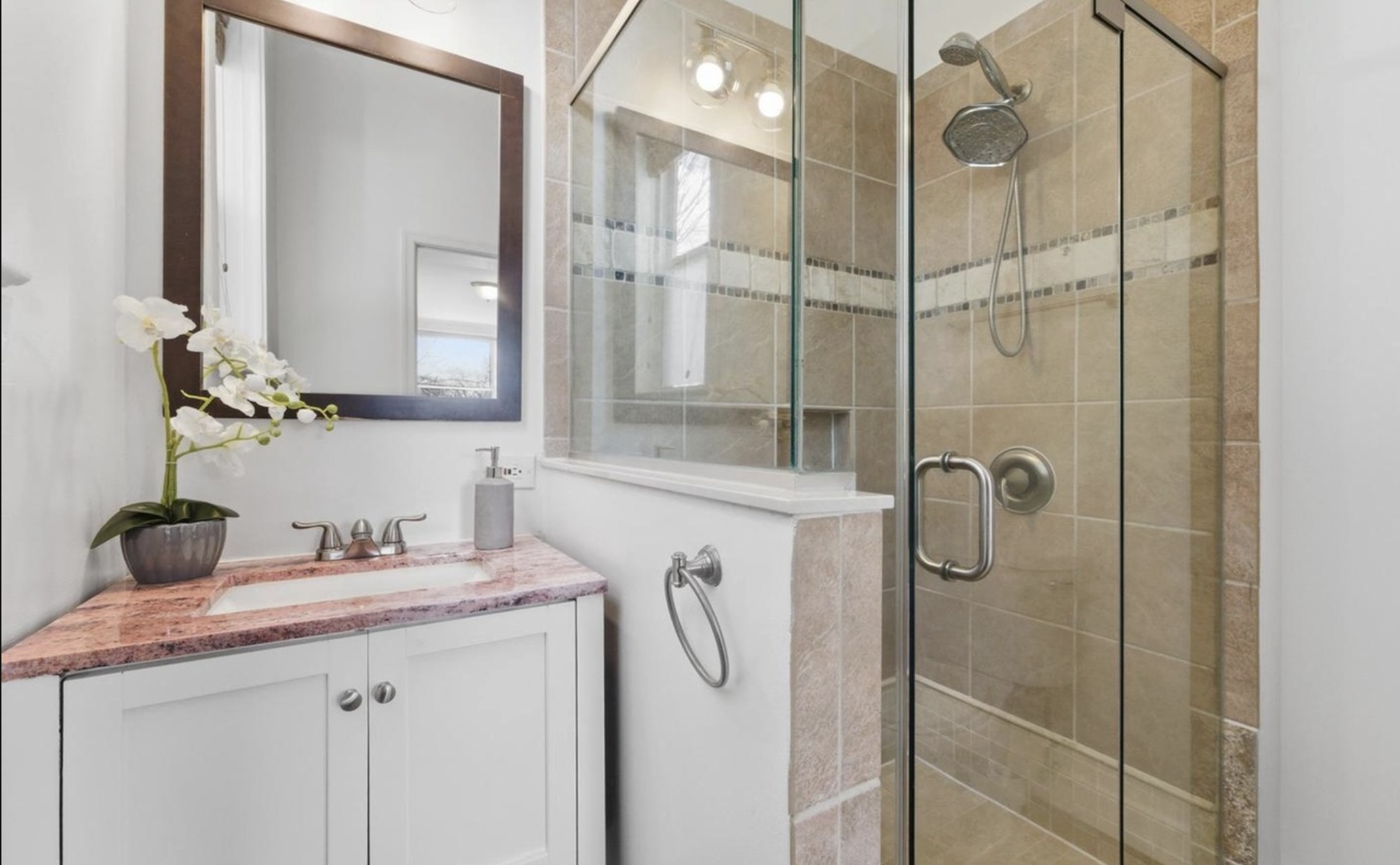 1830 Lamont St, District Of Columbia, 2 Bedrooms Bedrooms, ,2 BathroomsBathrooms,House,Sold Listings,Lamont,1053